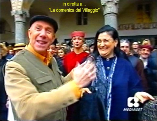 la domenica del villaggio con davide Mengacci - "La camelia collezioni"