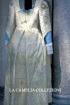 vestiti rinascimentali – vestiti stile 700 – vestiti in tessuto broccato – bicolore panna e manica azzurra  – la camelia&nbsp;collezioni