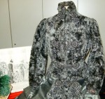 completo da calesse in pelliccia e alamari, gonna seta e scaldamani particolare&nbsp;1800