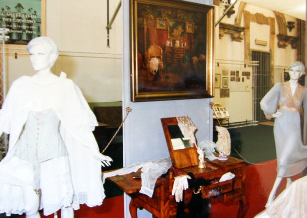 castello di Belgioso - "la camelia collezioni"