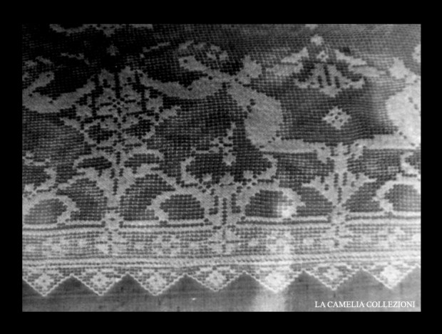 microfilet-con-scena-la-camelia-collezioni