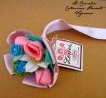 fiori di stoffa decorativi per abiti e cappelli – “La Camelia Collezioni”