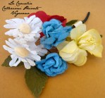 fiori di stoffa decorativi per abiti e cappelli – “La Camelia Collezioni”