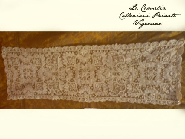 striscia tavolo trina rinascimento - "La Camelia Collezioni"