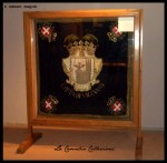 a restauro completato, il gonfalone montato su teca presso la Pinacoteca Civica – Castello di&nbsp;Vigevano