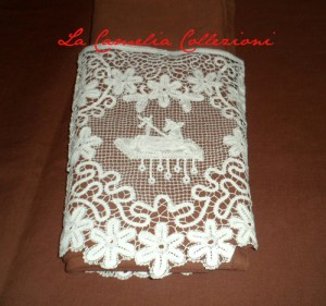 pizzo liturgico in cantù per manica camice