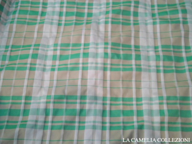 taffettas a quadri toni verdino bianco - tessuti a metro - la camelia collezioni