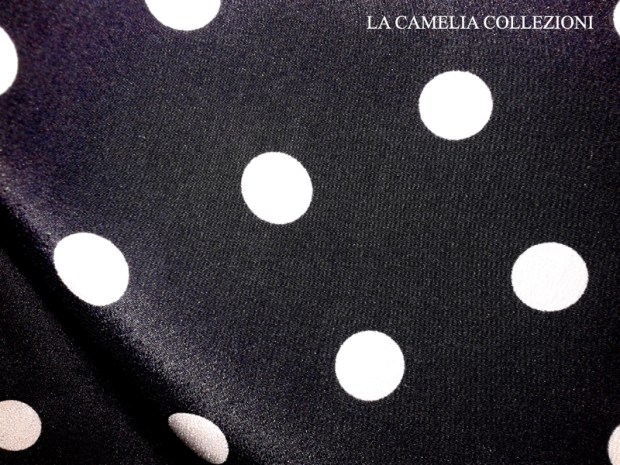 tessuto vintage nero a pois bianchi (ampia metratura) - la camelia collezioni