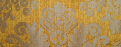 tessuti-antichi-per-arredamento-la-camelia-collezioni