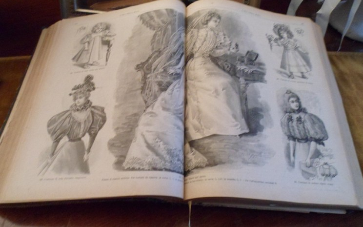 libri-enciclopedie-storia-della-moda-e-del-costume-la-camelia-collezioni