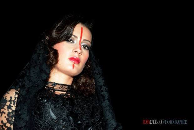 vestiti-stile-gotico-dark-la-camelia-collezioni