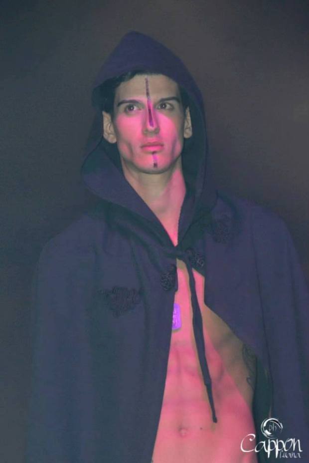 mantelli-mantelli con cappuccio - noleggio -la camelia collezioni