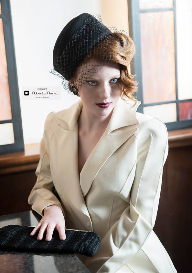 cappello in panno colore nero con veletta - la camelia collezioni