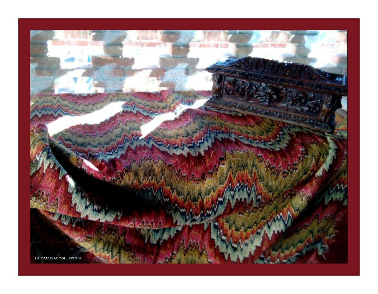 tessuto antico a metro punto fiamma secolo 700 - la camelia collezioni