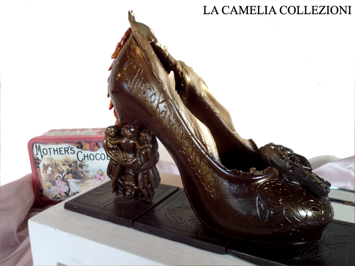calzature e scarpe d'epoca - tacchi proibiti - scarpina di cioccolato - la camelia collezioni