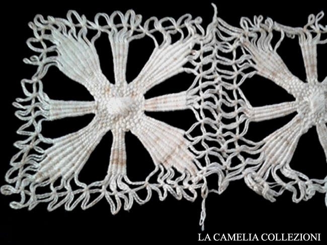 inserto o tablo tenerife cm 10 x 10 - campione echatillon - lavorazione a ruota frangiata semplice - la camelia collezioni