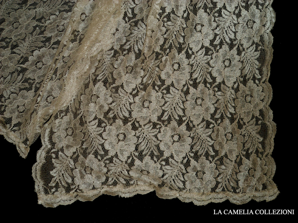 velo da sposa color champagne in pizzo chantilly fine 800 - la camelia collezioni