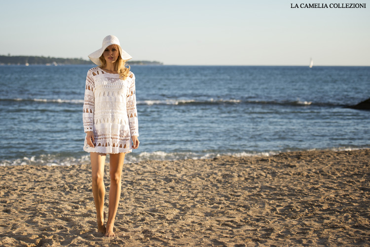 prendisole traforato in cotone colore bianco anni 70 - la camelia collezioni