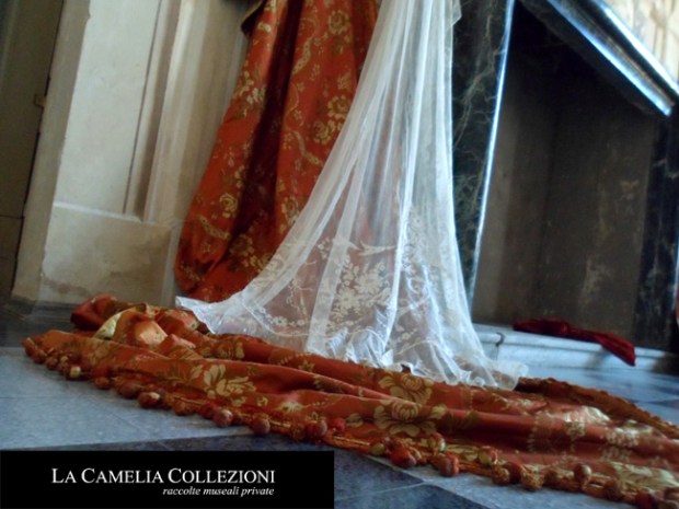 tessuti-antichi-lampassi-tende-in-tulle-liberty-francese-la-camelia-collezioni