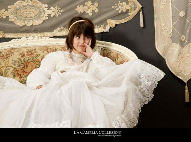 vestiti-di-pizzo-per-bimbe-01-la-camelia-collezioni