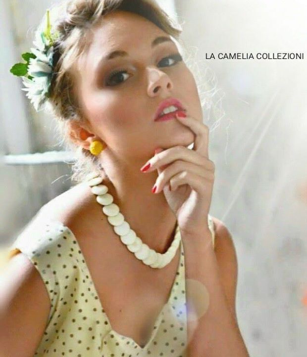 vestiti anni 50 - panna a pois oro - la camelia collezioni