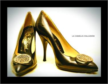 calzature anni 60 - nera con fibbia argento - archivio privato - la camelia collezioni