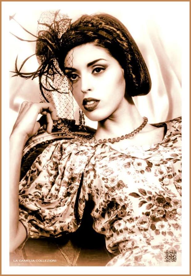 floral dress - vestito celeste motivo a fiori - la camelia collezioni